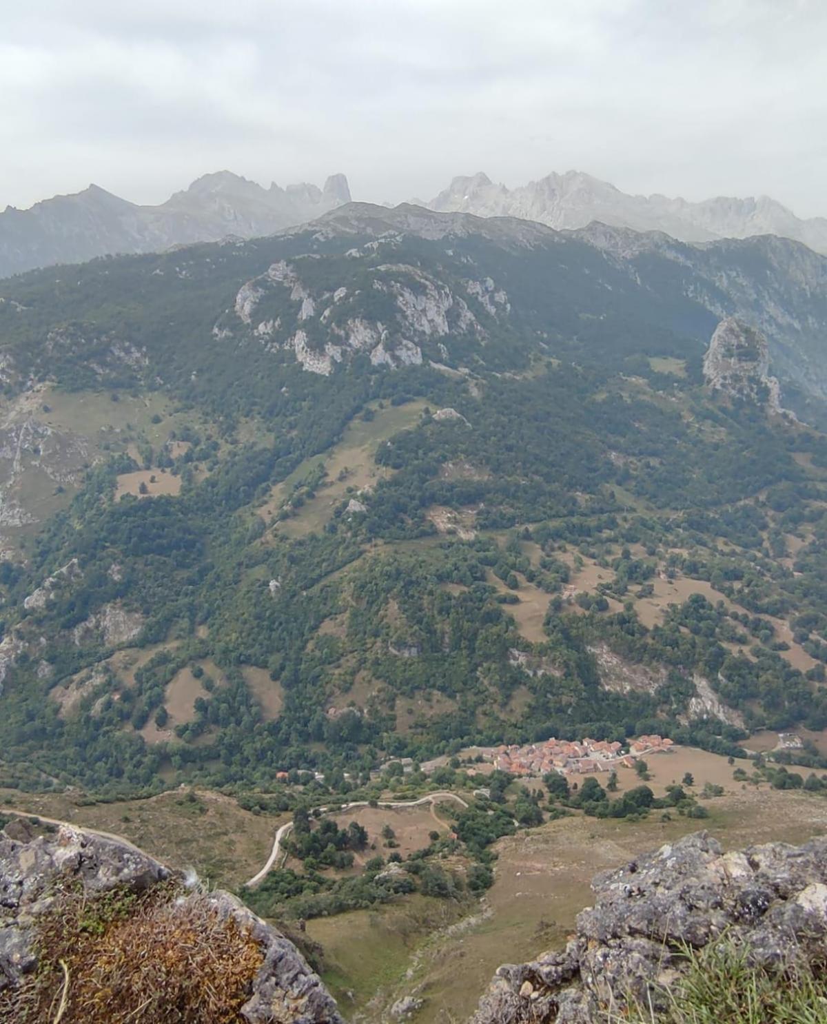 La Casina De Tielve De Cabrales Dentro Del Parque Nacional Picos De Europa Villa Exterior photo